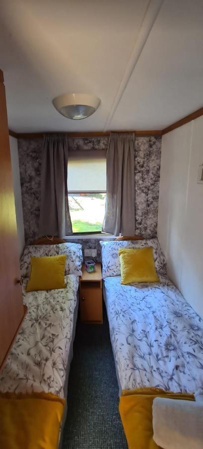 Unique Caravan With Outdoor Space Ballantrae Εξωτερικό φωτογραφία